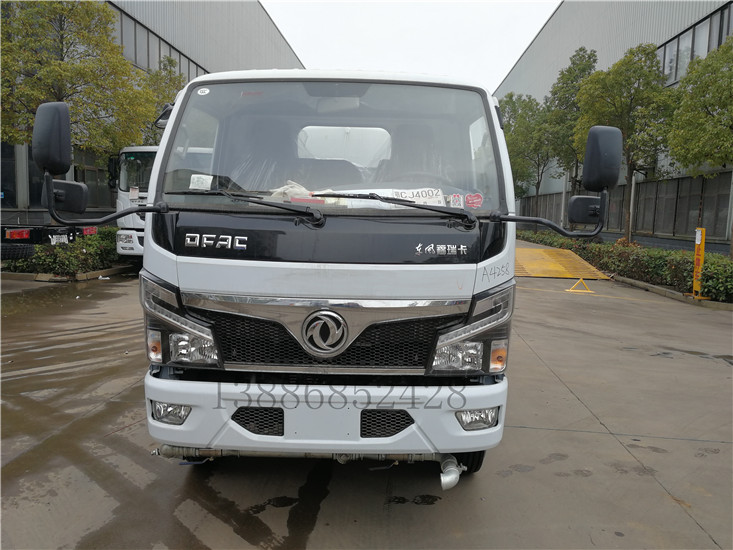 東風多利卡藍牌五方灑水車---藍牌抑塵車價格