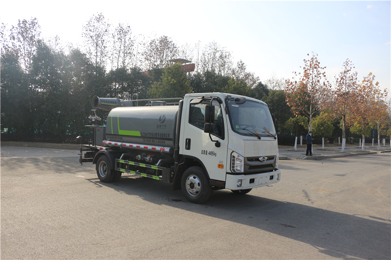 藍(lán)牌領(lǐng)航5方霧炮車_CLT5041TDYBJ6型多功能抑塵車