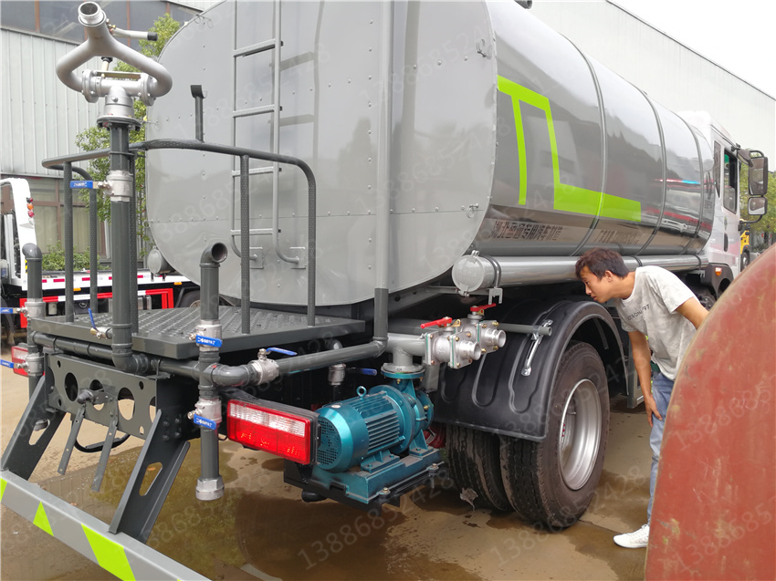 CLT5031ZBJ6型車廂可卸式垃圾車圖片|參數(shù)|配置|價(jià)格