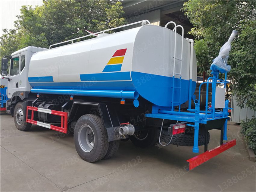 湖北盈通汽車8方洗掃車