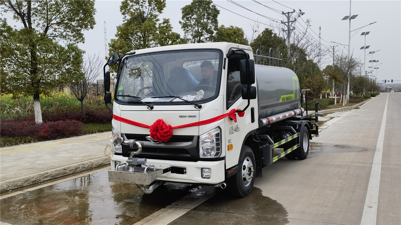 領(lǐng)航5方霧炮車|CLT5070TDYBJ6型多功能抑塵車